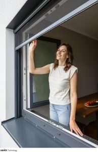 MHZ Insektenschutz Rollo System Fenster