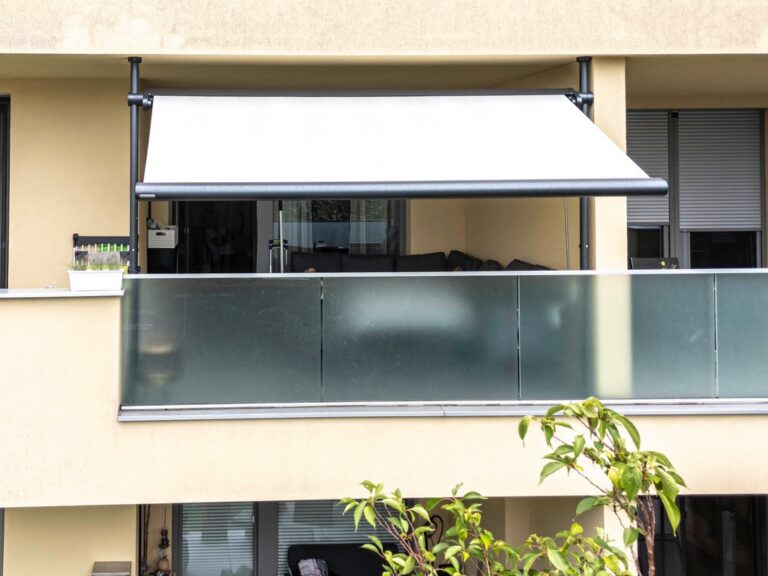 markilux 900 Klemmmarkise ohne Bohren auf dem Balkon